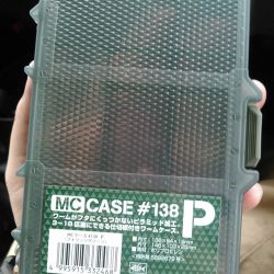 ポイッとして落としたらコンッ☺